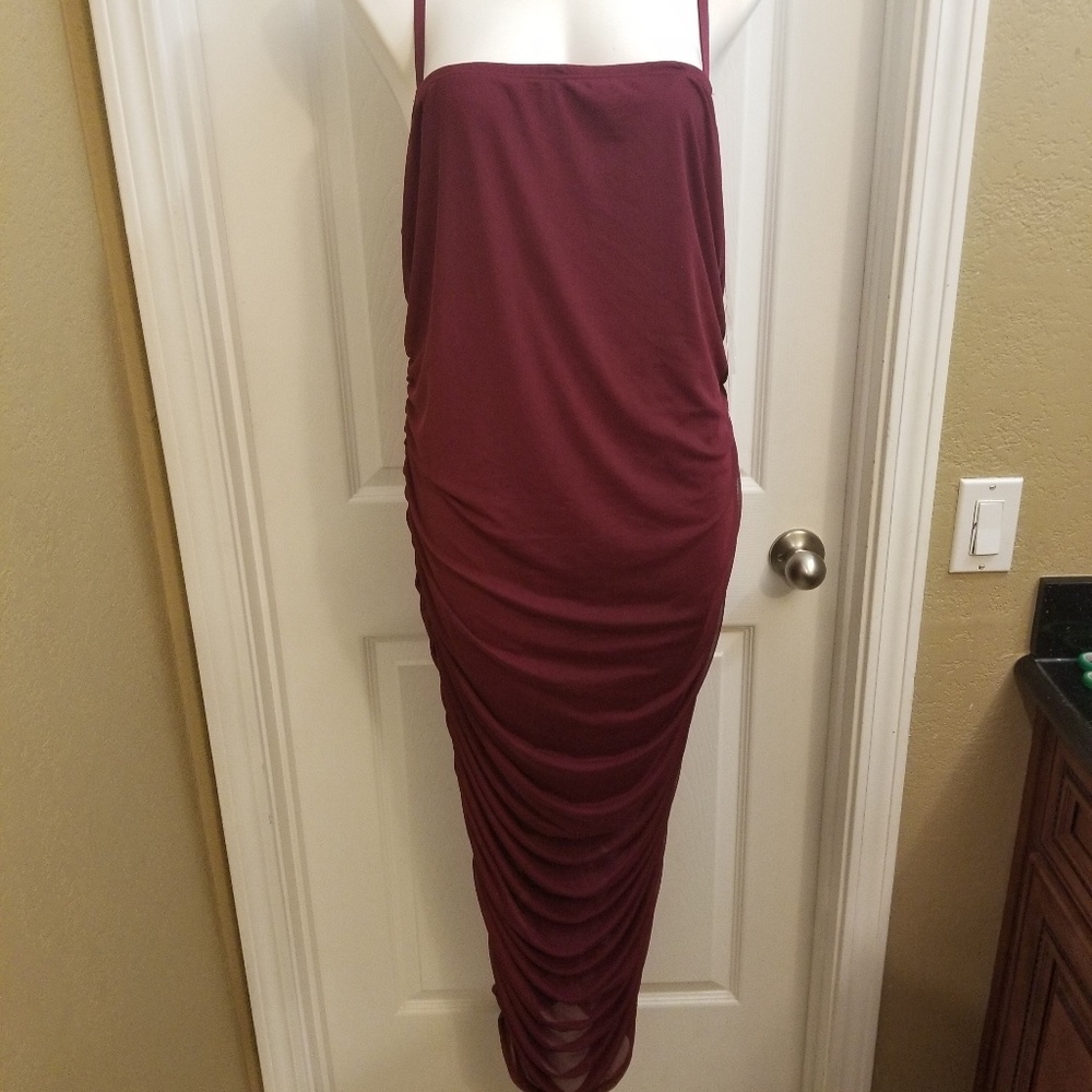NWT Maroon ruched spaghetti strap long dress